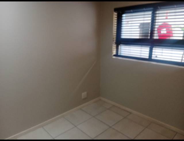 2 BEDROOM SECTIONAL TITLE FOR SALE IN SHELLY BEACH